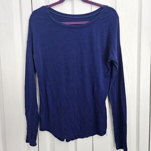 2 Under Armour Studio Long Sleeves